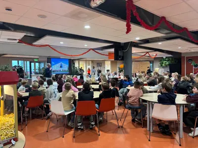 Eerste stap naar de brugklas: groep 8 beleeft het Agnieten College Zwartsluis tijdens de #AgnietenExperience